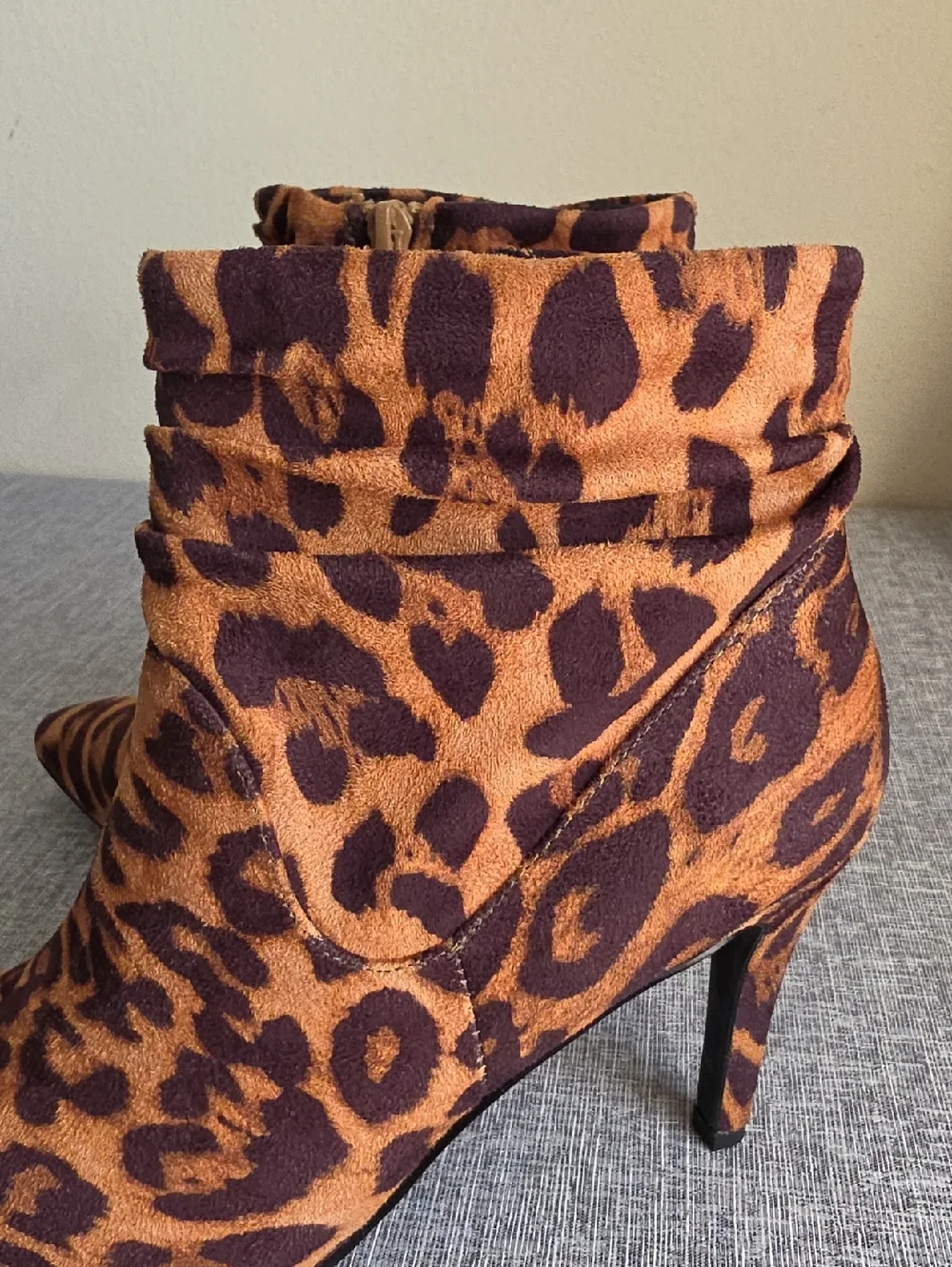 Fergalicious Shae Leopard Print Heel Booties Size 7